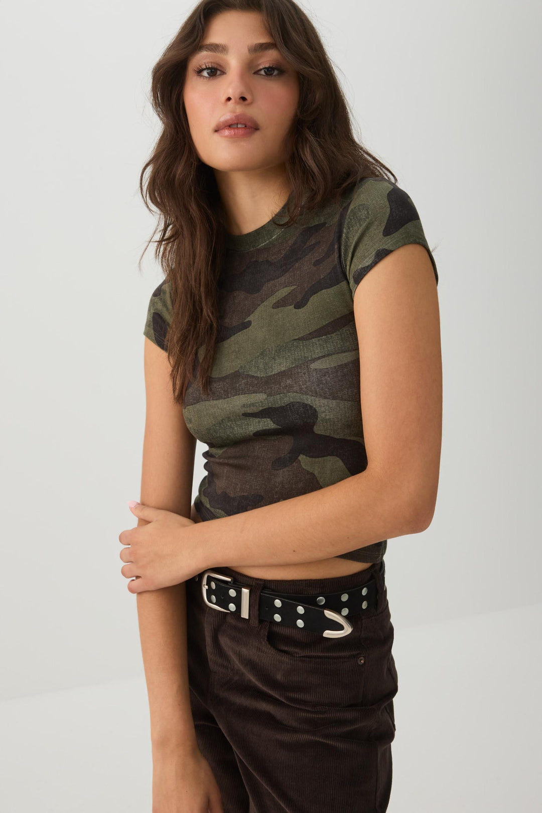 T-shirt court côtelé à motif camouflage