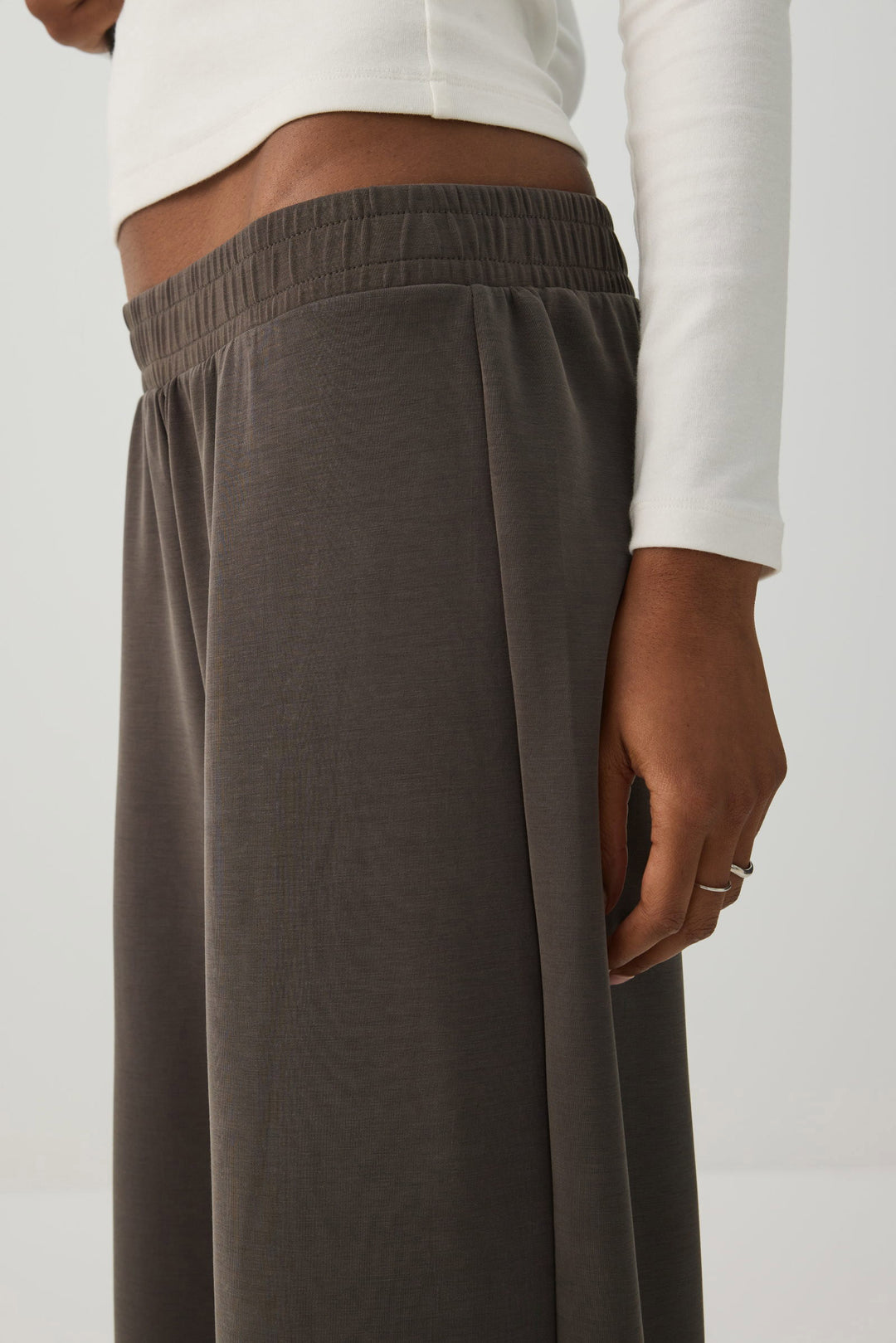Neoprene-Like Wide Leg Pants