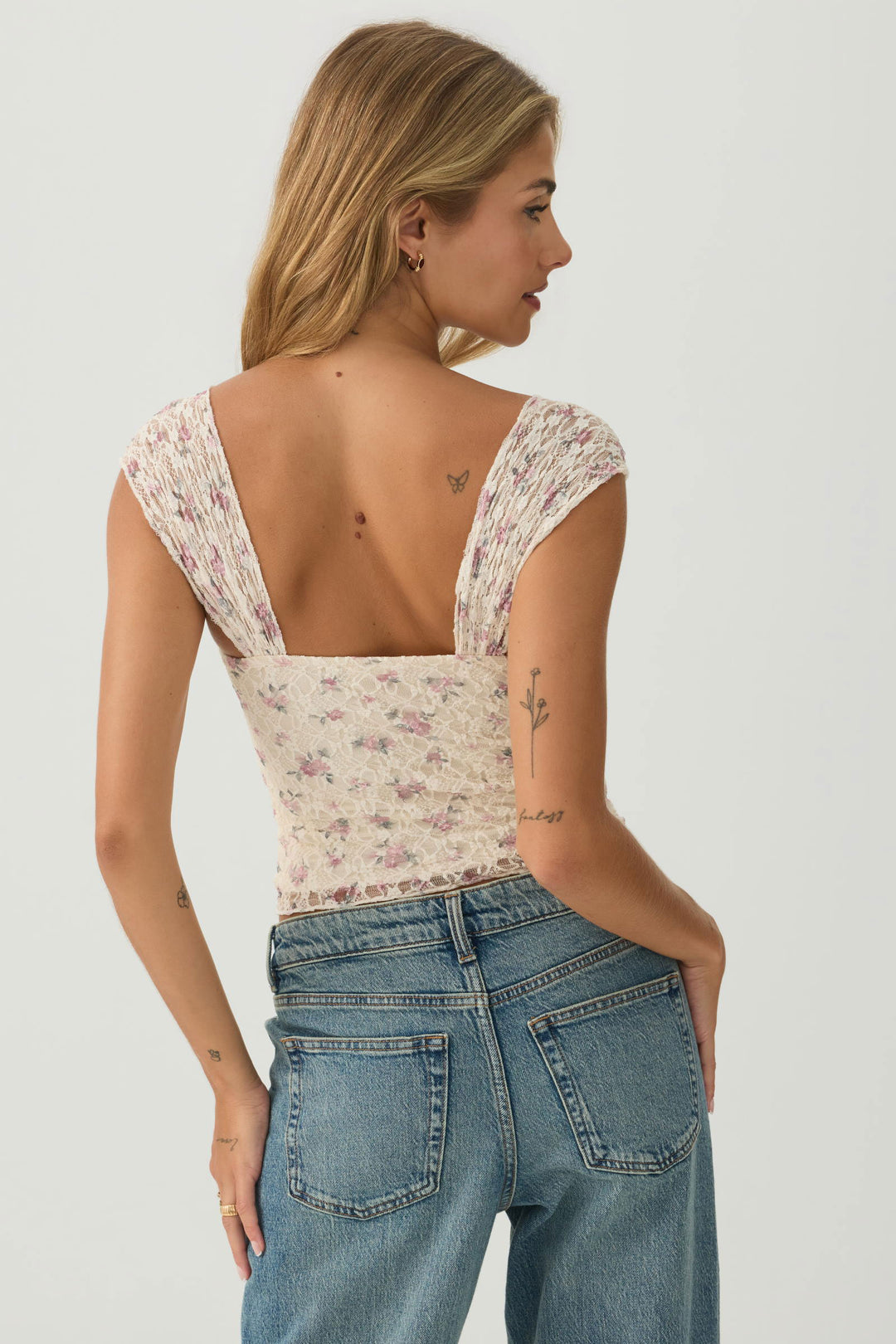 Lace Sweetheart Crop Top