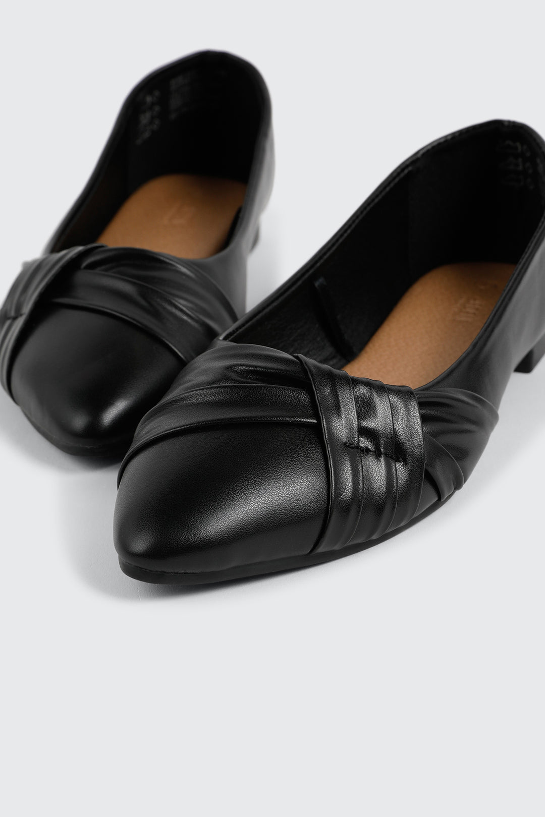 Pleated Pointed Toe Flats