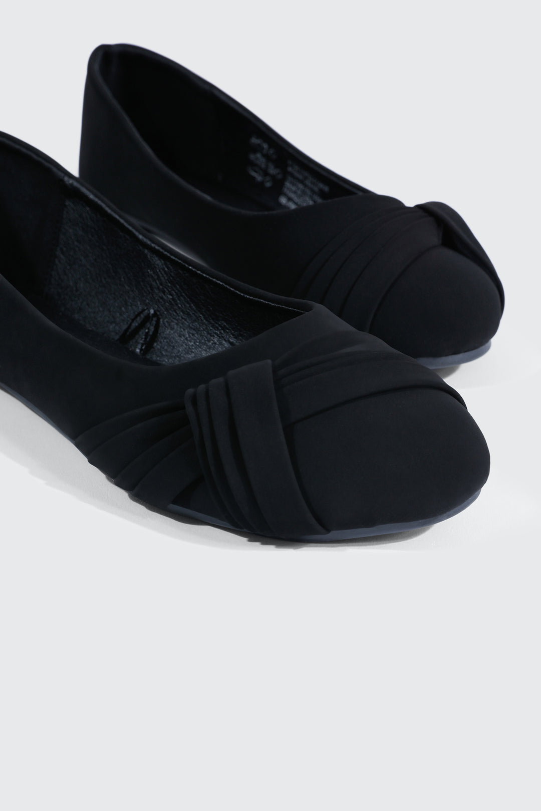 Round Toe Ballerina Flats