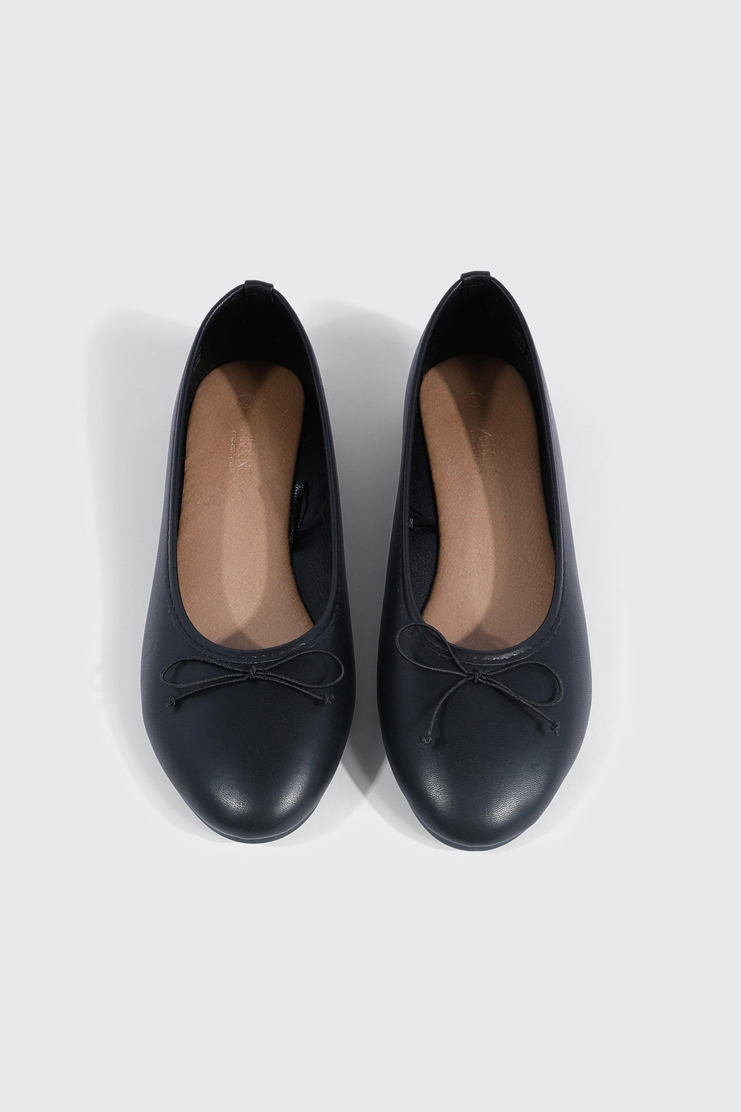Round Toe Ballet Flats with Bow