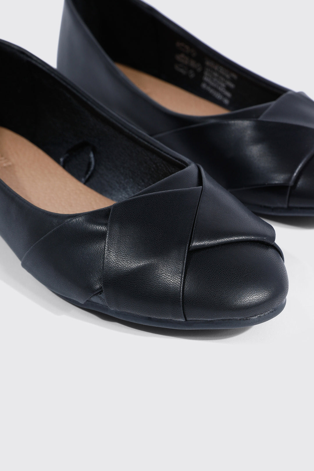 Pleated Round Toe Flats