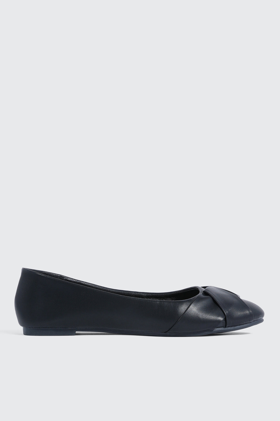 Pleated Round Toe Flats
