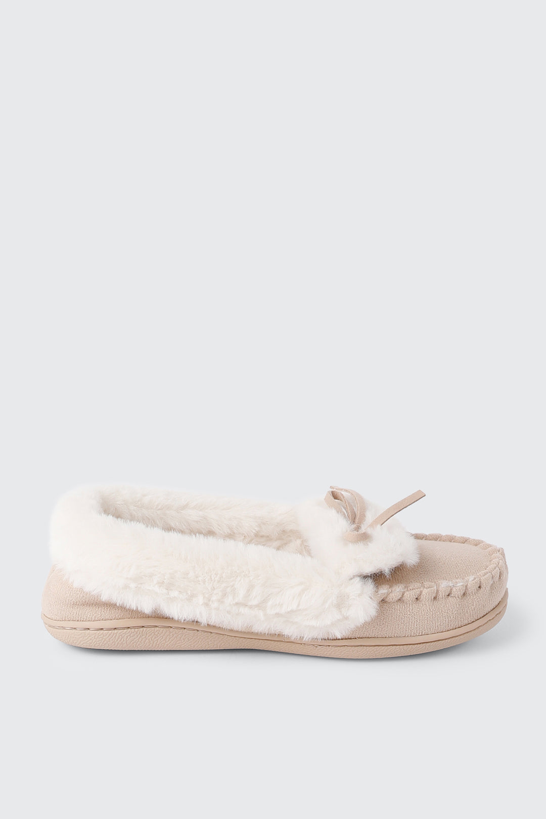 Pantoufles style mocassin en faux suède