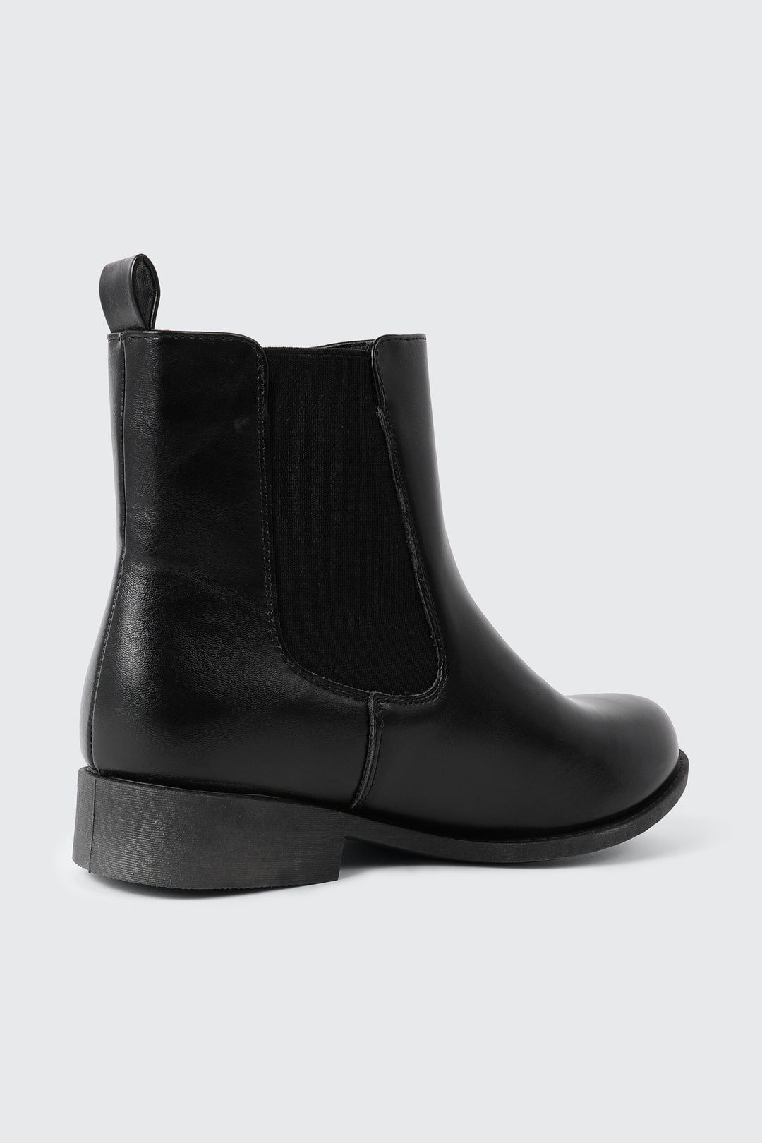 Almond Toe Chelsea Boots