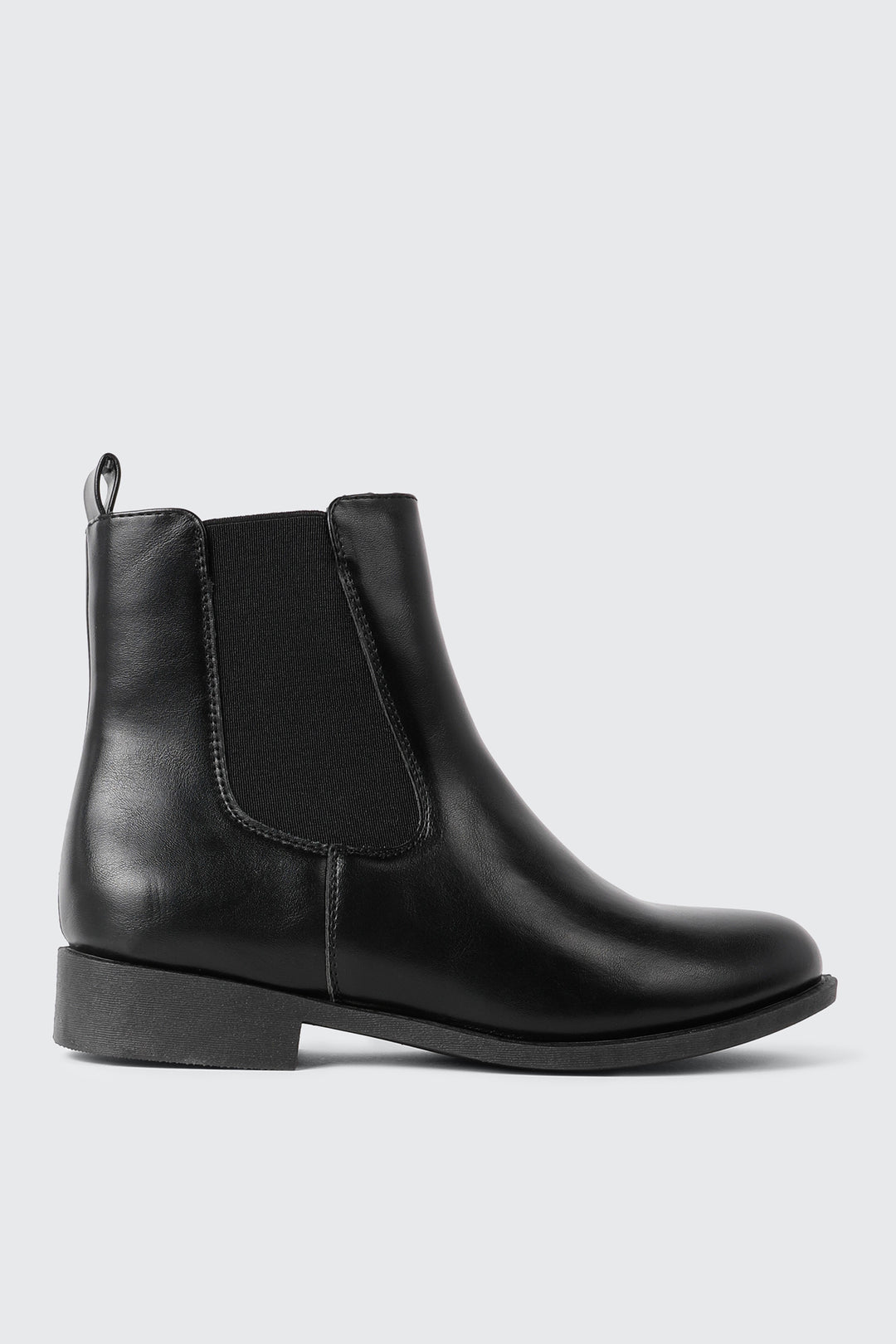 Almond Toe Chelsea Boots