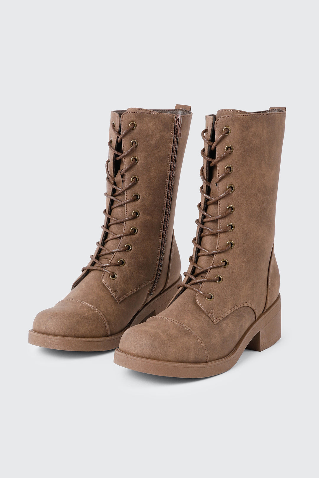 Bottes mi-mollet à lacets