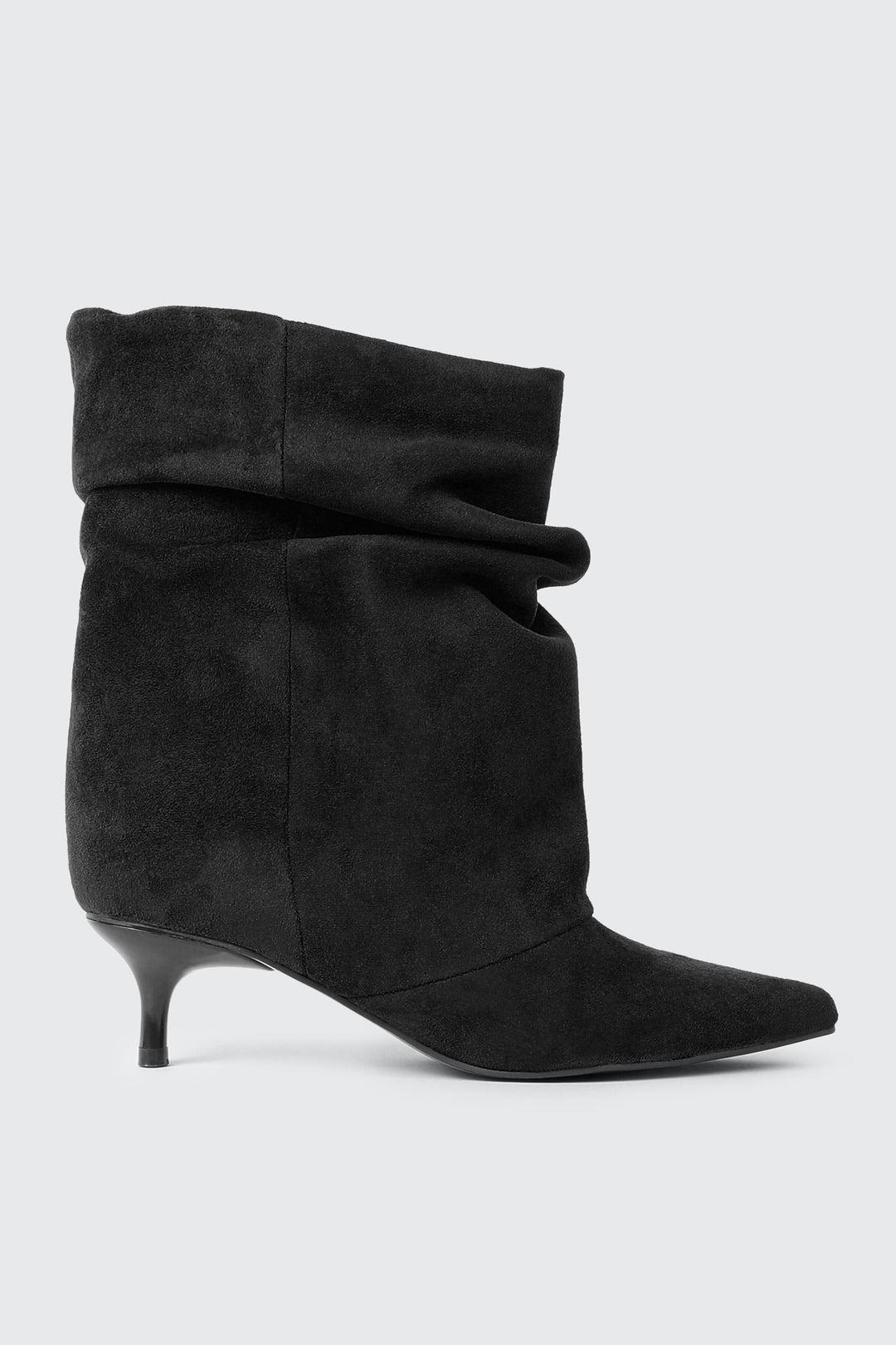 Bottes à bout pointu et talon bas