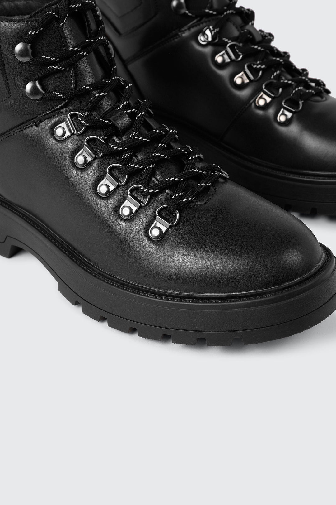 Warm Lined Lace Up Boots