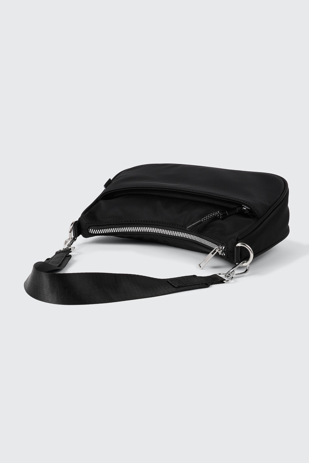 camactive™ Nylon Shoulder Bag