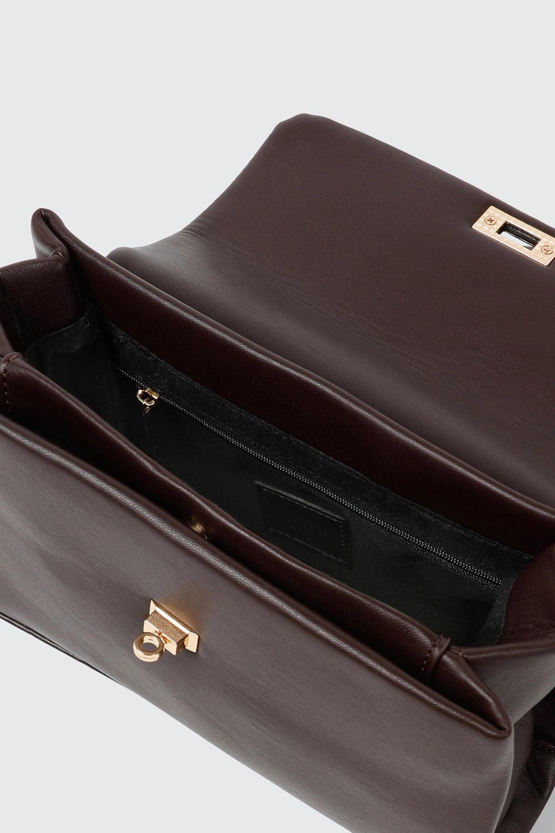 Chain Strap Crossbody Bag