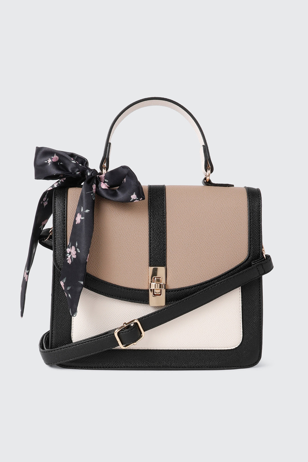 Sac à main en faux cuir avec foulard