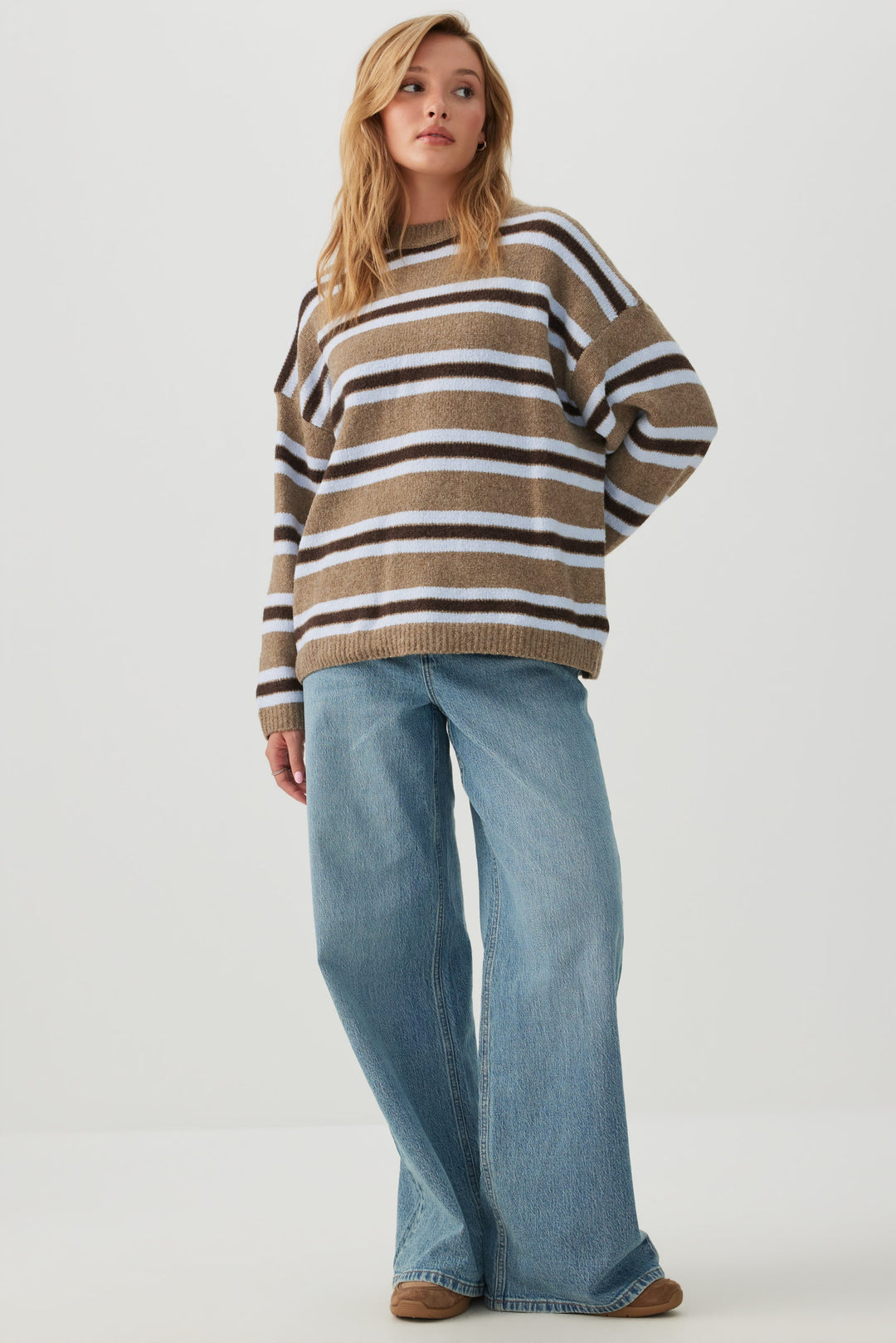 MODERAKNIT™ Oversized Striped Sweater