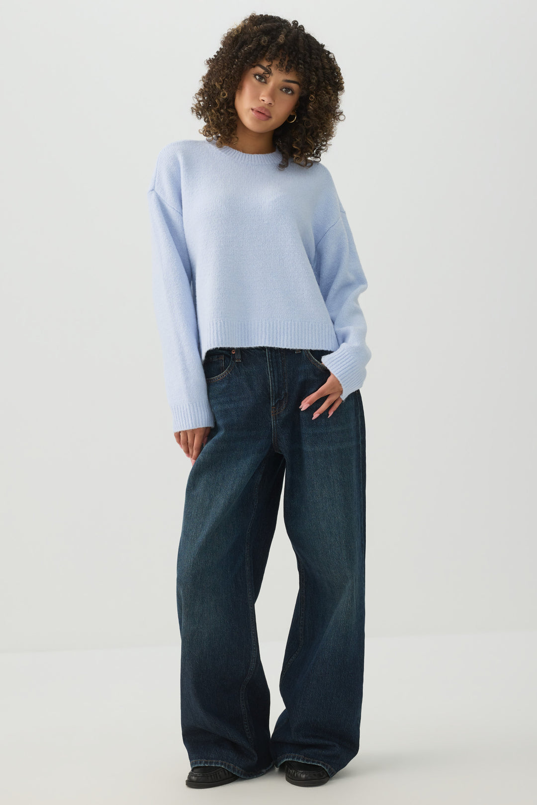 MODERAKNIT™ Boxy Crew Neck Sweater